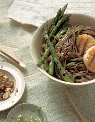 Soba With Grilled Asparagus And Sea Scallops With Sweet Miso Sauce